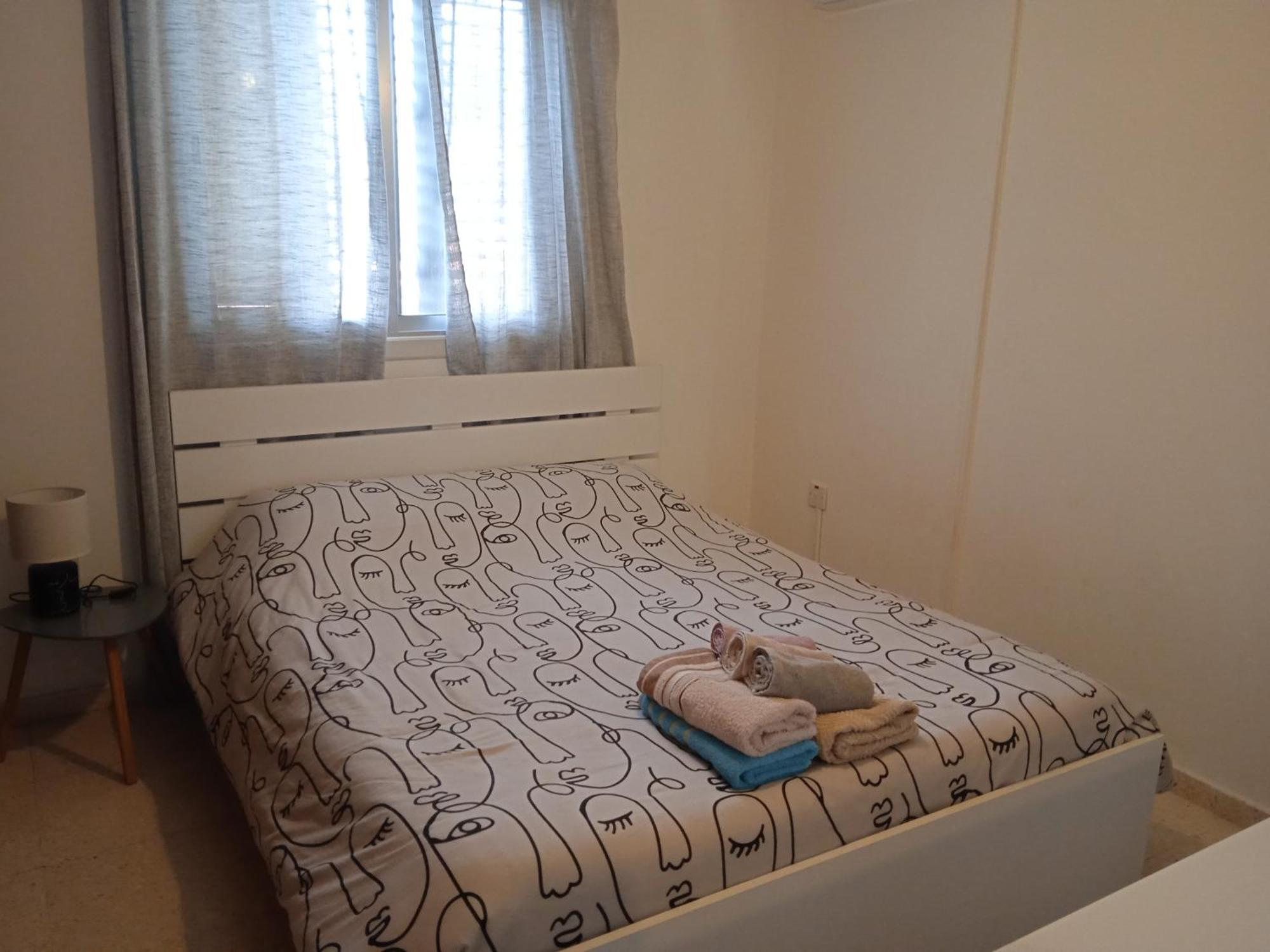 Larnaca, Pervolia 1 Bedroom Seaside Apartment Екстер'єр фото